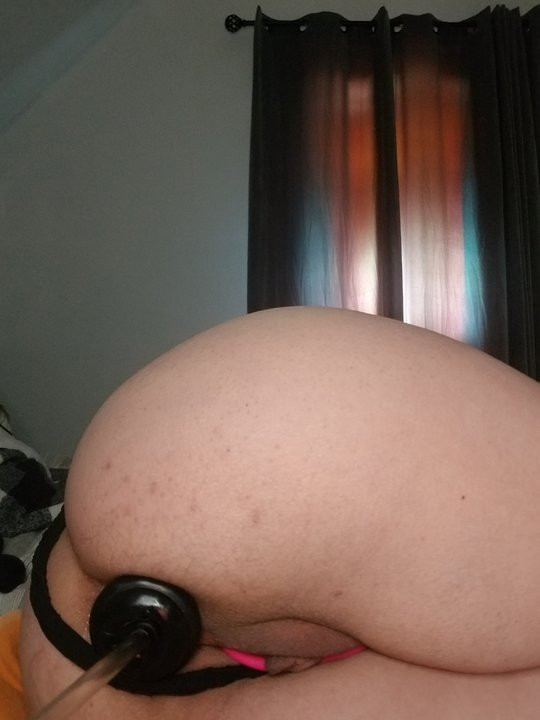 Ftm, şişirilebilir bir popo fişi ve yemyeşil vibratör kullanır. ne kadar şişiriyor?