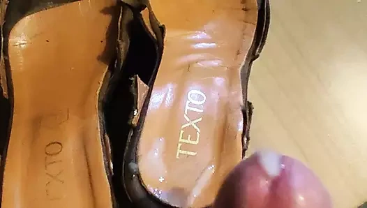 Ayakkabı başka boşalmak