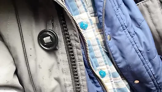 Amcık kayaya işiyor