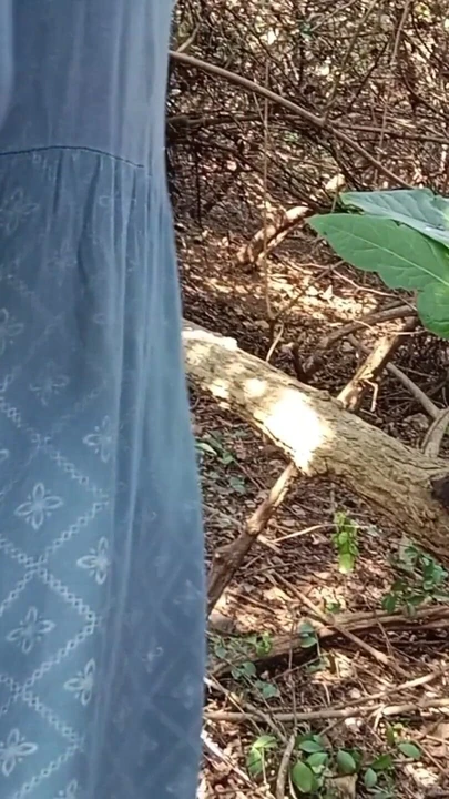 Hintli desi köyü yenge ormanda yarak emiyor | Klip 1