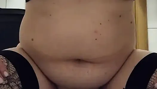 Vibratör ve dildo kullanarak orgazm kontrolü eğitimi, orgazmla doruğa çıktı