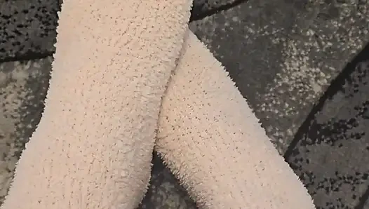 Ayak fetişi mükemmel ayaklarıma mastürbasyon yapıyor