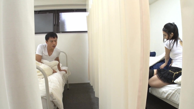 ASIAN JAPANESE PORN BLONDE BITCH GETS A DP AFTER GETTING