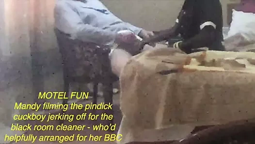 Mandy siyah hizmetçi için mastürbasyon yapmak pindick cuckboy talimat verir