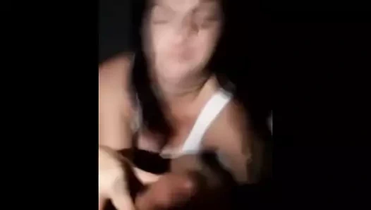 Babam işteyken üvey annemle seks yapıyorum