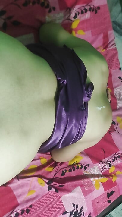 Erotik yenge ile evde sert çekirdek seks gerçek ev yapımı seks.