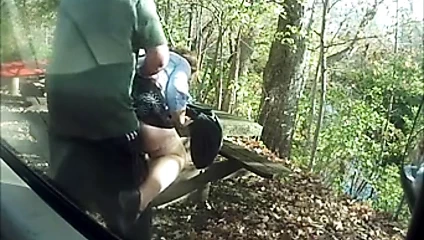 SCONOSCIUTO E MOLDAVA NEL PARCO LAMBRO MI