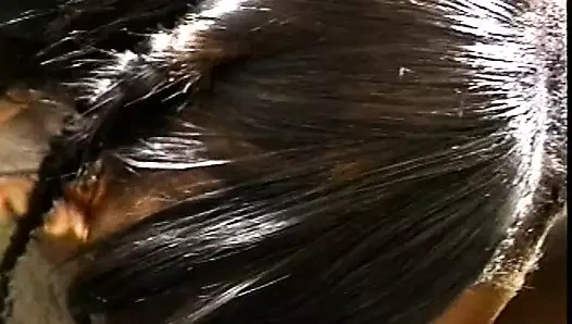 Bu zenci kızların büyük yaraklarla nasıl sikiştiklerini görün