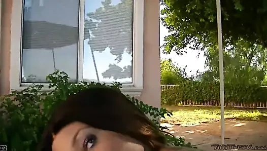 Minik trisha çıplak alır ve darbeler the züppe