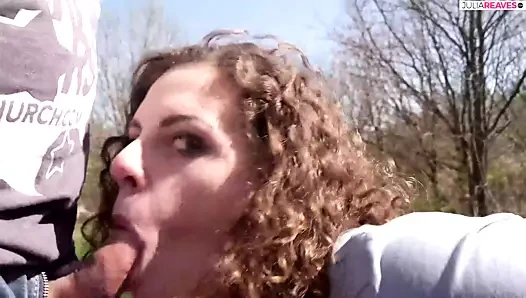 notgeile susi auf dem parkplatz benutzt