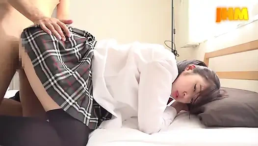 Yaşlı erkekleri severim. - B