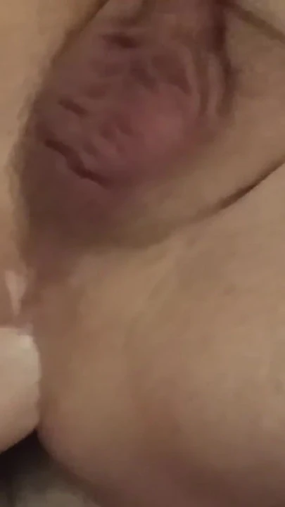 Kız arkadaşım götüme yumruk sokuyor. | Klip 1