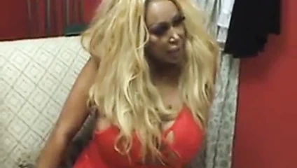 Büyük baştankara milf seviyor horoz