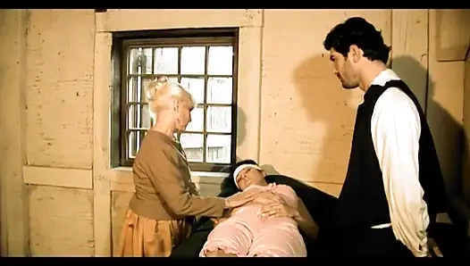 Seksi büyük memeli sarışın orta yaşlı seksi kadın anal sikiliyor, yarak emiyor, amcık sikişi