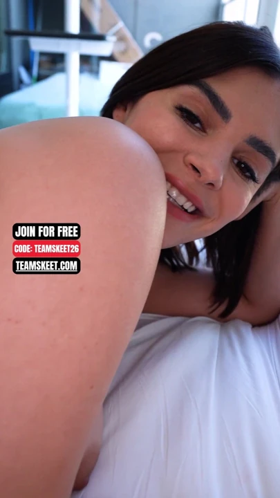 Ariel Dixon ve Chloe Rose ve Lily Flower ve Violet Starr
