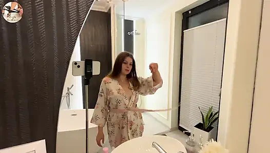 Küçük memeli masaj yağla azdırıyor