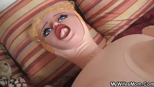 Kız sıcak üvey olur onu boşalmak