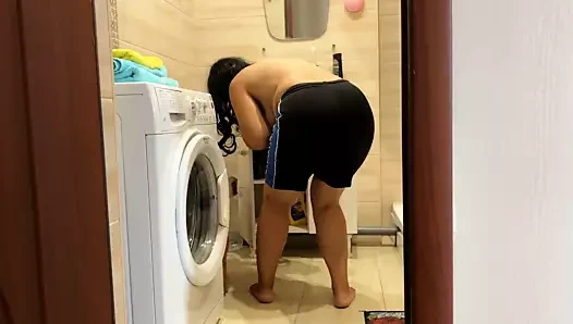 Büyük götte bir yarağa ihtiyacın varsa hiçbir şey anal seksin yerini tutamaz