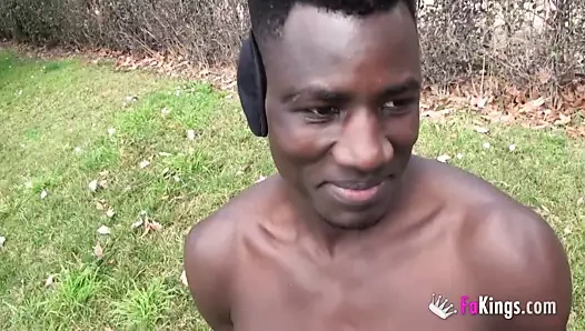 Uygun latin istiyor için denemek onu çok ilk bbc