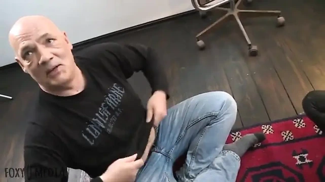 Tatlı Natalie, Egon tarafından ömür boyu alınmayı sever