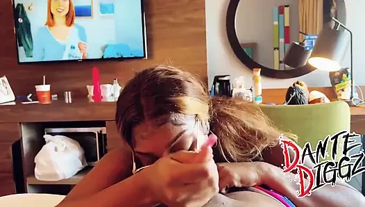 Dante'nin yarağı için 2'ye 1 özel gırtlak sarılması