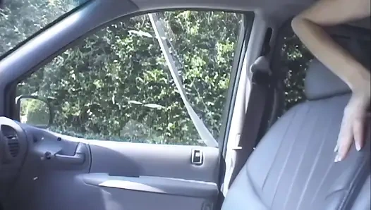 90'ların Büyük Memeli Porno Piliç Dağınık Yutuyor!