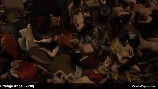 Amara zaragoza ve bella heathcote çıplak ve vahşi alem