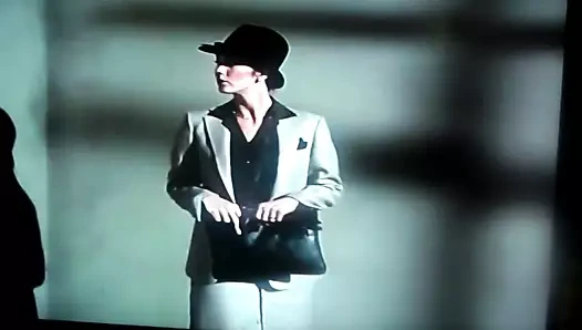 4 kadın göğüsleri için Jacking