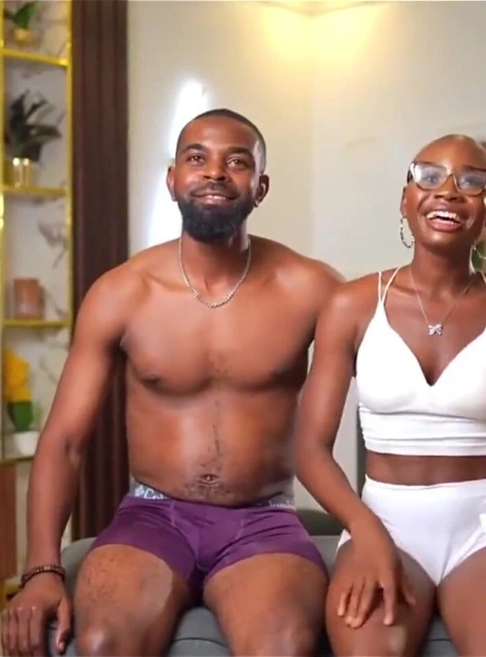 Afrikalı büyük götlü kötüler biniyor derlemesi