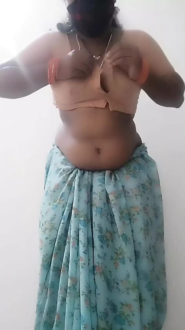 Tamil aunty bhavya drilling in extreme kaama veri💦