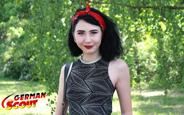 Alman izci - küçük gotik genç Joena oyuncu seçmelerinde sikişiyor