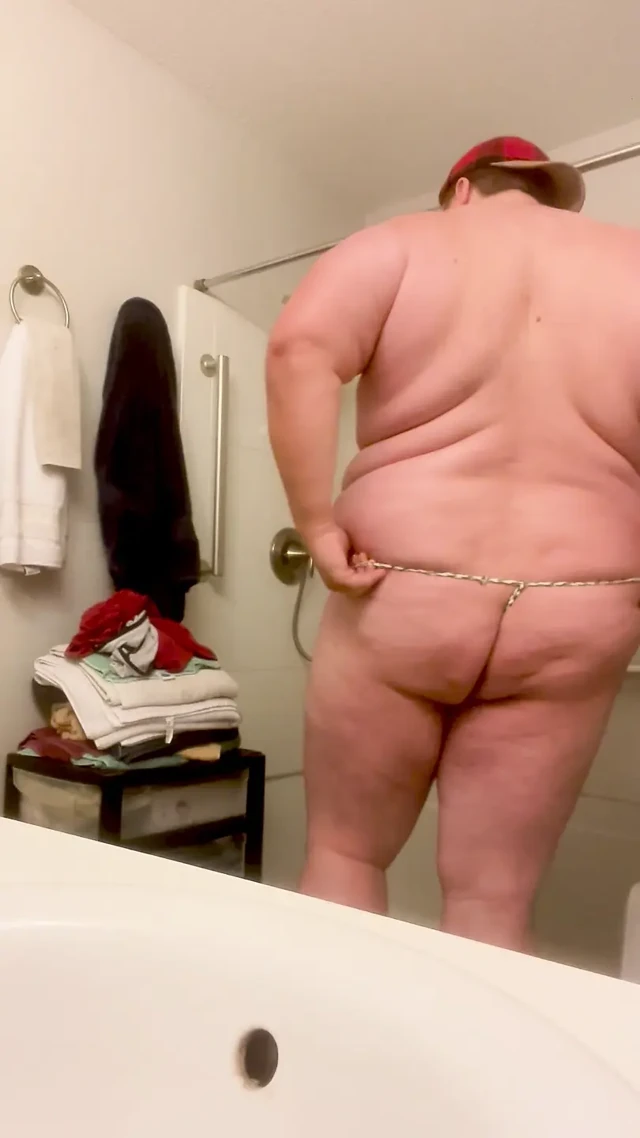 Amatör Amerikalı sumo güreşçisi bubba burly chub kendini kontrol ediyor