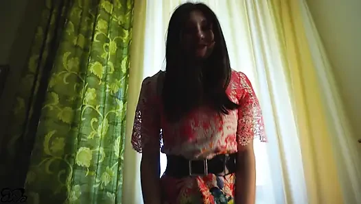 ElivaLove - The classic treatment for a girlfriend in love (swallow cum)