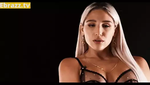 Abella tehlike büyük siyah horoz squirts - ebrazz.tv tam