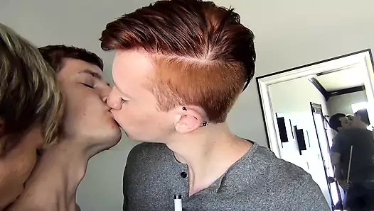 Vahşi çıplak twink oyunları - bölüm #4 - %100 prezervatifsiz