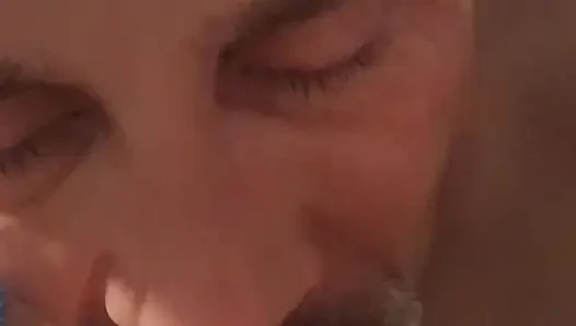 Çok boşalıyor