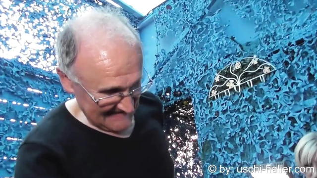 İri güzel orta yaşlı seksi kadın Tina ve 35 adamla döllemeli grup seks partisi