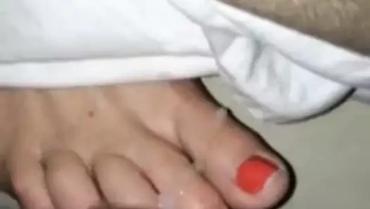 Ayak parmaklarına boşalma 10