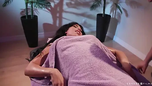 Genderx filmleri - stresli trans bebek yarağa masaj yapıyor