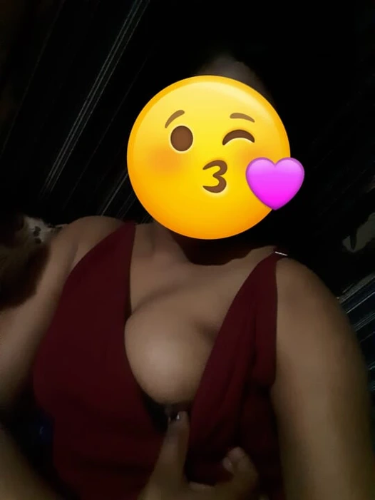 Üvey kız kardeş Tanu çok sert sikiliyor