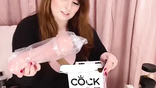 Herkes ne yapıyor? İşte bir. Sahte Youtube Kutu Açma Videosu