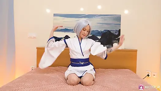 Kimono hatun ally azgın Japon ev hanımı gibi mastürbasyon yapıyor