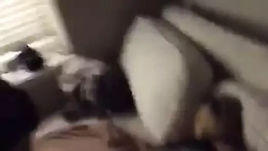 Lanet bir hile pawg süre ona erkek arkadaş at iş