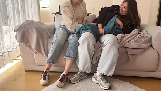 Eşim romantik lezbiyen seksin nasıl yapılacağını hatırlıyor