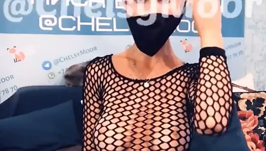 hepsi boğazında