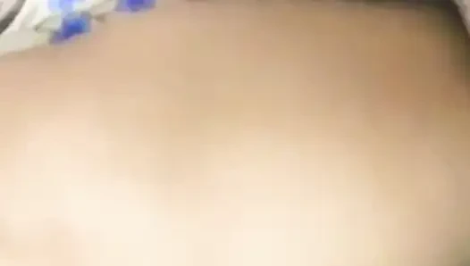 Hizmetçi maaşını artırma karşılığında patronuyla seks yapıyor Yohamedi