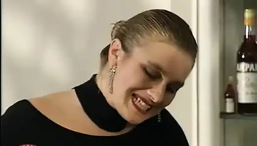 Çeşitli Alman BDSM ve köle oyunları