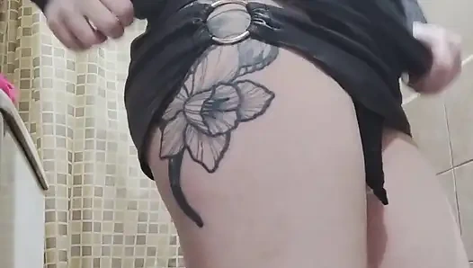 Soyunuyor, ayakkabılarımı çıkarıyor, makyajımı çıkarıyor, yatacak her şey. Sweet Dreams My Loves