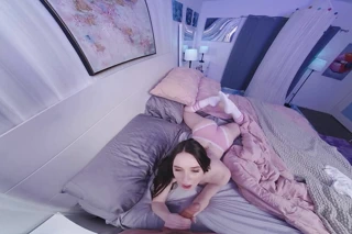 Tatlı üvey kız hazel moore