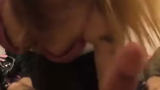 Seksi kız oral seks - amatör